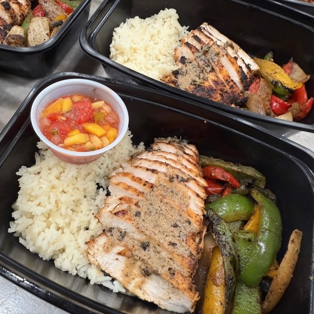 Chicken Fajita Bowl meal prep container
